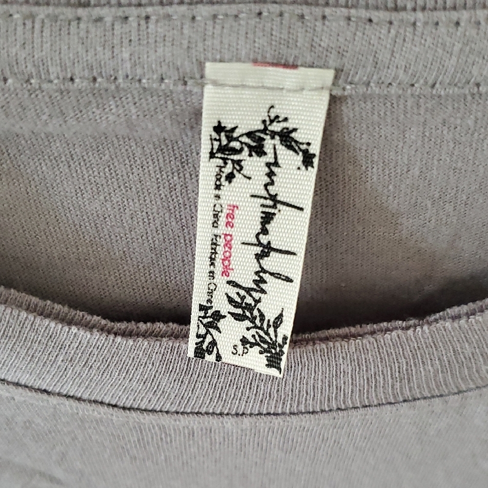 Free People Light Gray Top - Picture 2 of 6